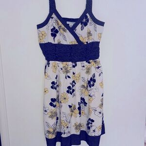 Madison Leigh women floral dress size 16 black yellow knee length light material